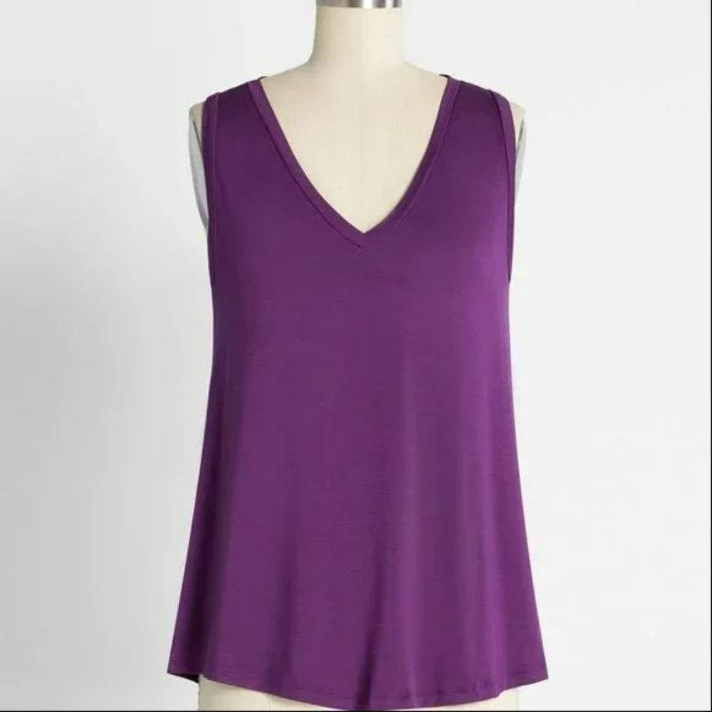 Endless Possibilities V Neck Tank Top in Purple - Small
